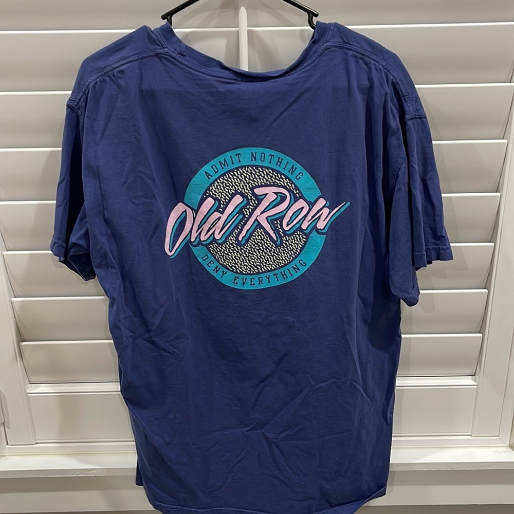 t shirt
